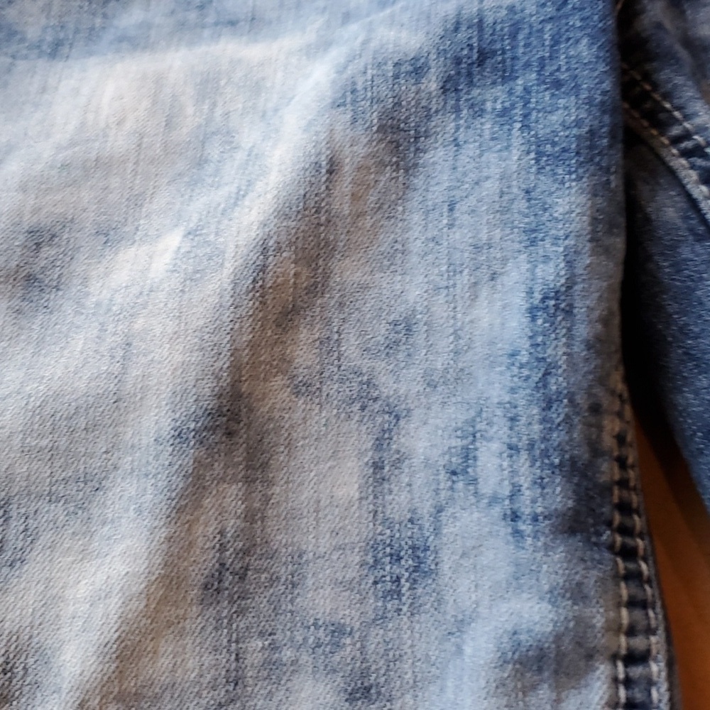 Revolution by Revolt distressed 5 pckt jewel studded denim shorts Girls… - Picture 9 of 10